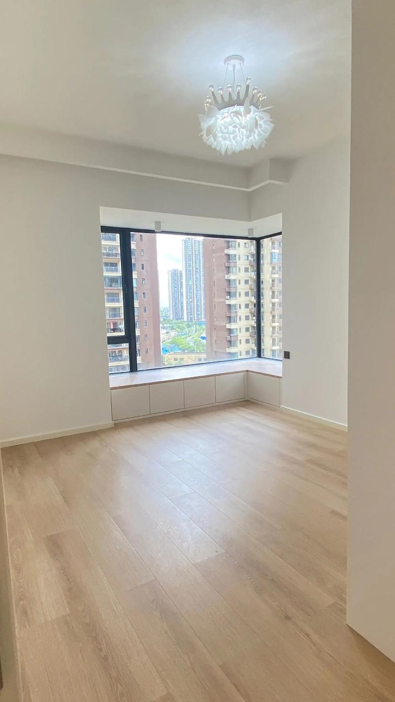 琉璃金橡 生活家強化地板，讓家裝品質更出眾